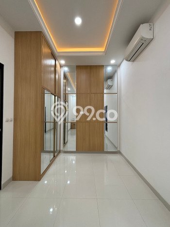 Jual Rumah Minimalis Bagus Punya 3 KT di Kramat Jati Jakarta Timur SHM Jual Rumah Minimalis Bagus Punya 3 KT di Kramat Jati Jakarta Timur SHM