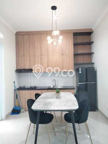 Rumah Modern 3 KT di Cirendeu Jakarta Selatan Unfurnished Rumah Modern 3 KT di Cirendeu Jakarta Selatan Unfurnished