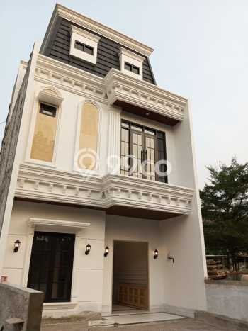 For Sale Hunian Rumah Terawat 3 KT di Lenteng Agung, Jakarta Selatan For Sale Hunian Rumah Terawat 3 KT di Lenteng Agung, Jakarta Selatan