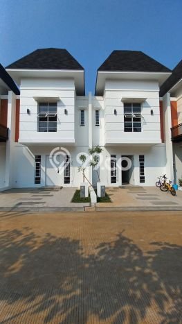 Dijual Rumah Eksklusif 3 KT di Pondok Ranggon, Jakarta Timur Dijual Rumah Eksklusif 3 KT di Pondok Ranggon, Jakarta Timur