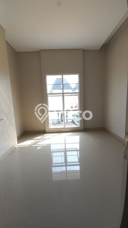 Jual Rumah Eksklusif 3 KT di Cibubur, Jakarta Timur Jual Rumah Eksklusif 3 KT di Cibubur, Jakarta Timur