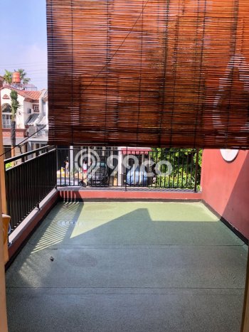 Jual Cepat Hunian Mewah Klasik di Tangerang Jual Cepat Hunian Mewah Klasik di Tangerang