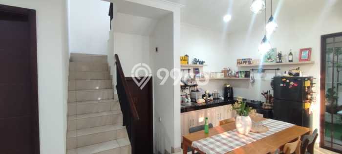 Rumah Elit Modern Siap Huni di Green Lake City Jakarta Barat Rumah Elit Modern Siap Huni di Green Lake City Jakarta Barat