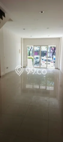 Ruko disewakan lokasi strategis Cipondoh Tangerang 236m2 Ruko disewakan lokasi strategis Cipondoh Tangerang 236m2