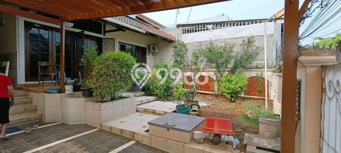 Rumah Elit Modern Siap Huni di Bojong Indah Jakarta Barat Rumah Elit Modern Siap Huni di Bojong Indah Jakarta Barat