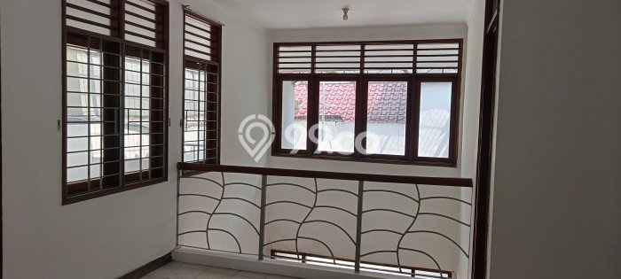Ready to Use! Premium House LT 160m2 Desain Elegan di Metland Puri Ready to Use! Premium House LT 160m2 Desain Elegan di Metland Puri