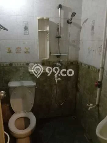 SPECIAL PRICE! Rumah di , 1 KM, Akses Mudah Pusat Kota, Luas 90m2m² Bangunan 125m2m² SPECIAL PRICE! Rumah di , 1 KM, Akses Mudah Pusat Kota, Luas 90m2m² Bangunan 125m2m²