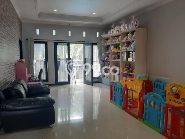 Hunian Elit LB 200m2 Siap Pakai Desain Elegan di Pasteur, Bandung Hunian Elit LB 200m2 Siap Pakai Desain Elegan di Pasteur, Bandung