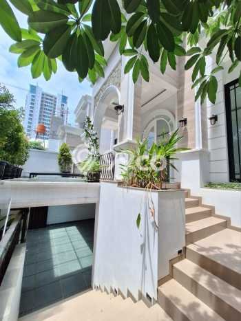 For Sale Rumah Mewah Exclusive di Cilandak, Jakarta Selatan For Sale Rumah Mewah Exclusive di Cilandak, Jakarta Selatan