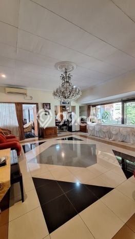 Hunian Mewah LB 560m2 Siap Pakai Desain Elegan di Kemang, Jakarta Selatan Hunian Mewah LB 560m2 Siap Pakai Desain Elegan di Kemang, Jakarta Selatan