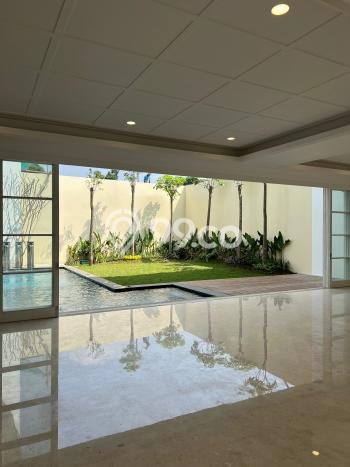 Hunian Elit LB 760m2 Siap Pakai Desain Elegan di Kemang, Jakarta Selatan Hunian Elit LB 760m2 Siap Pakai Desain Elegan di Kemang, Jakarta Selatan