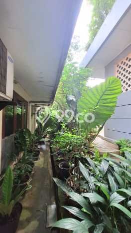 Ready to Use! Luxury House LT 365m2 Desain Modern di Gandaria Ready to Use! Luxury House LT 365m2 Desain Modern di Gandaria