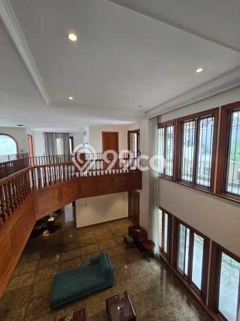 Jual Rumah Mewah Elegan Dengan View Eksklusif di Pondok Indah, Jakarta Selatan Jual Rumah Mewah Elegan Dengan View Eksklusif di Pondok Indah, Jakarta Selatan