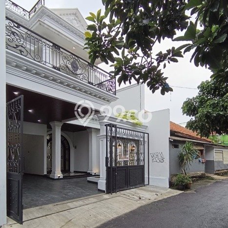 Rumah Mewah Siap Huni LT 154m2 di Jagakarsa, Jakarta Selatan Rumah Mewah Siap Huni LT 154m2 di Jagakarsa, Jakarta Selatan