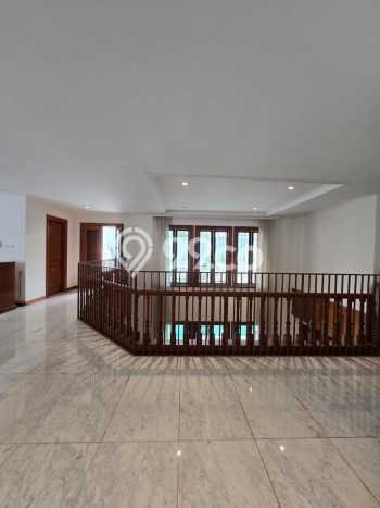 Jual Rumah Mewah Elegan Dengan View Eksklusif di Pondok Indah, Jakarta Selatan Jual Rumah Mewah Elegan Dengan View Eksklusif di Pondok Indah, Jakarta Selatan