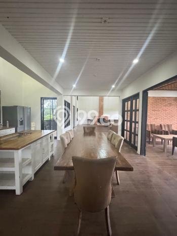 Vila di , Area 16700m2m², Area Asri Vila di , Area 16700m2m², Area Asri