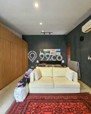 Hunian Elit LB 300m2 Siap Huni Desain Elegan di Bintaro, Jakarta Selatan Hunian Elit LB 300m2 Siap Huni Desain Elegan di Bintaro, Jakarta Selatan