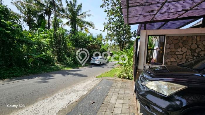 Disewakan! Rumah 3 Kamar Tidur &
3 Kamar Mandi di Saba, Gianyar Disewakan! Rumah 3 Kamar Tidur &
3 Kamar Mandi di Saba, Gianyar