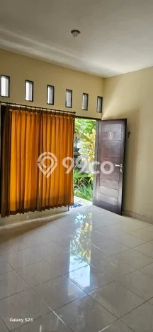 Disewakan! Rumah 2 Kamar Tidur &
1 Kamar Mandi di Saba, Gianyar Disewakan! Rumah 2 Kamar Tidur &
1 Kamar Mandi di Saba, Gianyar
