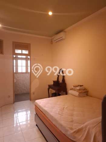 LOKASI TERBAIK! Vila Kawasan , Luas 420m2m², Area Strategis dengan akses mudah LOKASI TERBAIK! Vila Kawasan , Luas 420m2m², Area Strategis dengan akses mudah