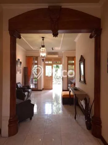 LOKASI TERBAIK! Vila Kawasan , Luas 420m2m², Area Strategis dengan akses mudah LOKASI TERBAIK! Vila Kawasan , Luas 420m2m², Area Strategis dengan akses mudah