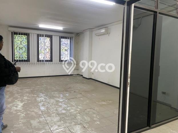 Dijual! Ruko di Jagir Surabaya LT 68m2 / LB 204m2 Kawasan Strategis Dijual! Ruko di Jagir Surabaya LT 68m2 / LB 204m2 Kawasan Strategis