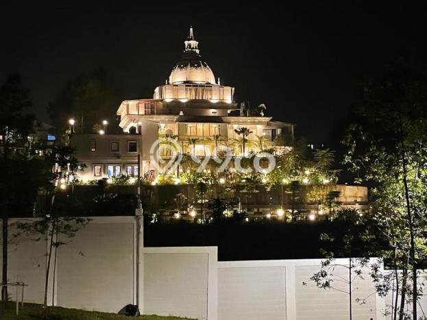 Rumah Elit LB 1100m2 Siap Pakai Desain Elegan di Setiabudi, Bandung Rumah Elit LB 1100m2 Siap Pakai Desain Elegan di Setiabudi, Bandung