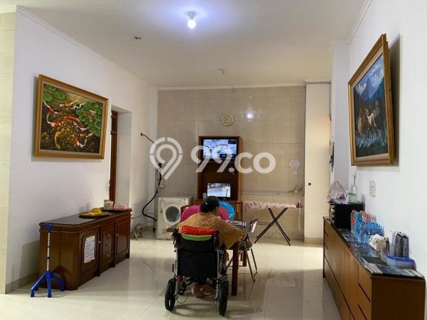 Rumah Elit LB 500m2 Siap Pakai Desain Elegan di Sumurbandung, Bandung Rumah Elit LB 500m2 Siap Pakai Desain Elegan di Sumurbandung, Bandung
