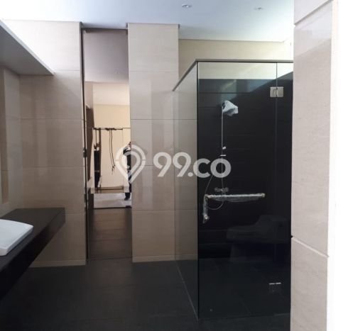 Rumah Elit LB 1000m2 Siap Pakai Desain Elegan di Hegarmanah, Bandung Rumah Elit LB 1000m2 Siap Pakai Desain Elegan di Hegarmanah, Bandung
