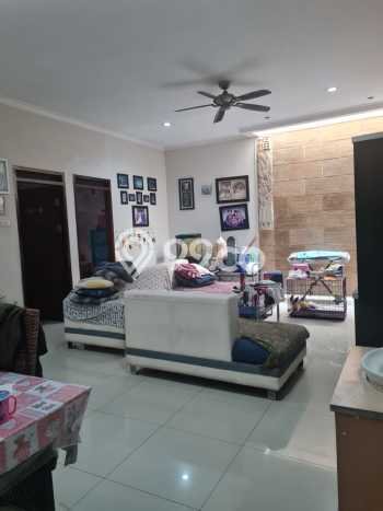 Rumah Minimalis 3 KT LT 171m2 di Taman Holis Indah Rumah Minimalis 3 KT LT 171m2 di Taman Holis Indah