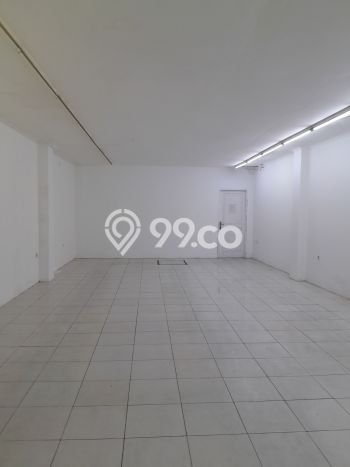 Disewakan Ruko di Kawasan Ramai Otista Luas 300m2 Disewakan Ruko di Kawasan Ramai Otista Luas 300m2