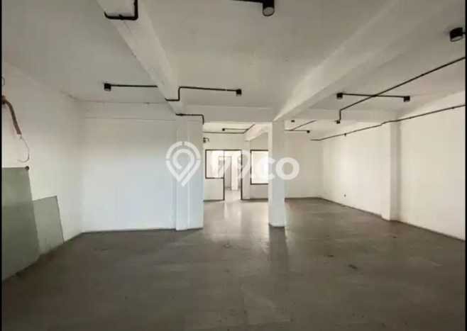 Unit Komersial Dijual di Bandung LT 225m2 & LB 400m2 Unit Komersial Dijual di Bandung LT 225m2 & LB 400m2
