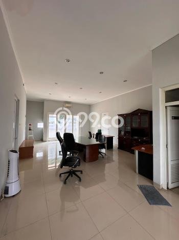 Rumah 5 Kamar Lokasi Nyaman di , Bandung Rumah 5 Kamar Lokasi Nyaman di , Bandung