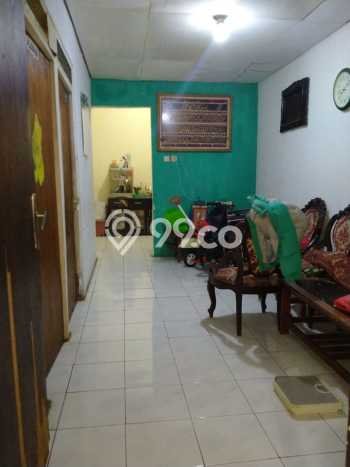 Rumah Elit Modern Tanpa Renovasi di Kemanggisan Jakarta Barat Rumah Elit Modern Tanpa Renovasi di Kemanggisan Jakarta Barat