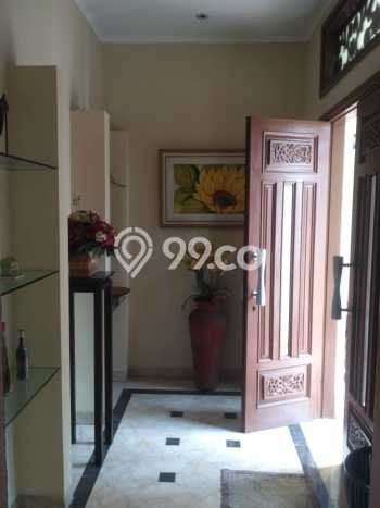 For Sale Hunian Mewah Cozy di Jakarta Timur For Sale Hunian Mewah Cozy di Jakarta Timur