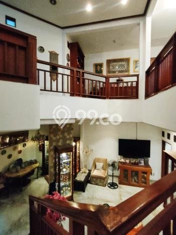 Rumah Elit Modern Tanpa Renovasi di Jatibening Bekasi Rumah Elit Modern Tanpa Renovasi di Jatibening Bekasi