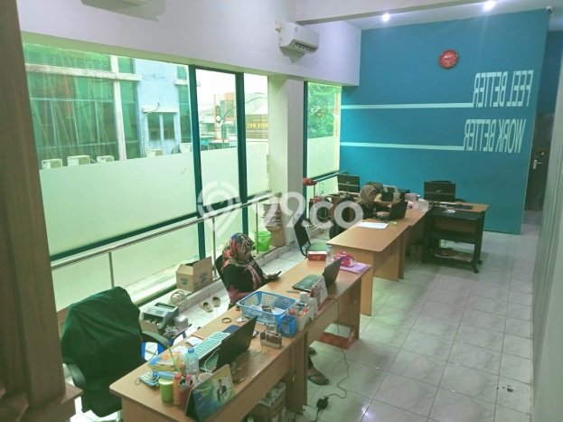Ruko Bagus Dijual LB 281m2 Lokasi Strategis Semarang Area Cocok untuk Berbisnis Ruko Bagus Dijual LB 281m2 Lokasi Strategis Semarang Area Cocok untuk Berbisnis