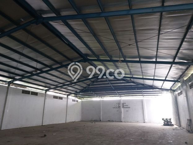Disewakan Gudang di Kawasan Ramai Muktiharjo Luas 500m2 Disewakan Gudang di Kawasan Ramai Muktiharjo Luas 500m2