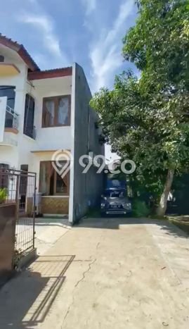 Siap Huni Rumah Mewah 8 Kamar di Gunung Pati Dekat ke Mana Saja Siap Huni Rumah Mewah 8 Kamar di Gunung Pati Dekat ke Mana Saja