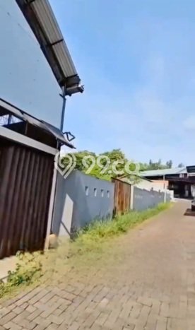 Unit Gudang Dijual di Semarang LT 1743m2 & LB 300m2 Unit Gudang Dijual di Semarang LT 1743m2 & LB 300m2