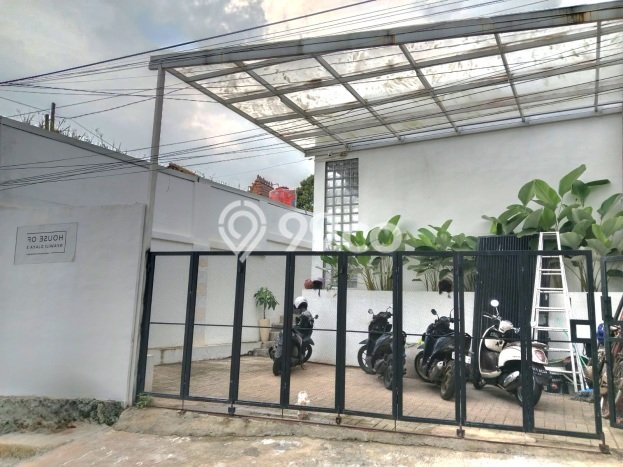 Untuk Dijual Kost di Gunung Pati, Semarang, 9 KT, 9 KM, Luas 120m2 Untuk Dijual Kost di Gunung Pati, Semarang, 9 KT, 9 KM, Luas 120m2