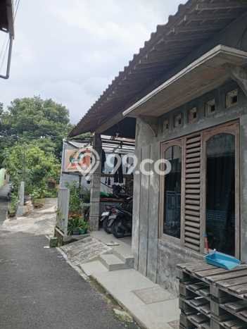 Jual Rumah Siap Huni di Banyumanik Semarang Harga Rp.400 Juta LT 110m2 Jual Rumah Siap Huni di Banyumanik Semarang Harga Rp.400 Juta LT 110m2