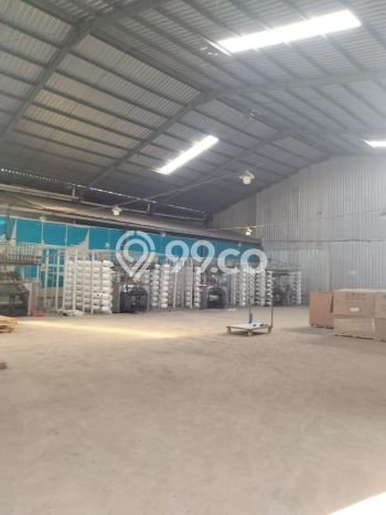 Unit Gudang disewakan di Tugu Semarang dengan LT 10097m2 / LB 7000m2 Unit Gudang disewakan di Tugu Semarang dengan LT 10097m2 / LB 7000m2