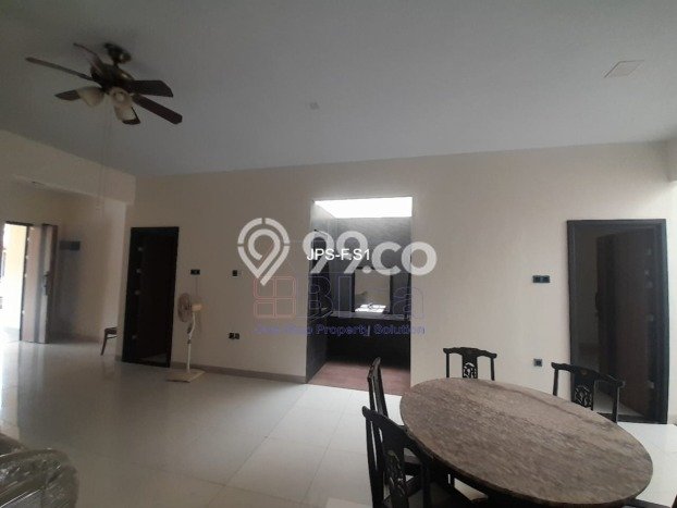 Disewakan! Rumah 3 Kamar Tidur &
3 Kamar Mandi di Batam Centre, Batam Disewakan! Rumah 3 Kamar Tidur &
3 Kamar Mandi di Batam Centre, Batam