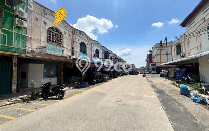 Unit Ruko Dijual di Batu Aji Batam Luas Tanah 105m2, Luas Bangunan 188m2 Unit Ruko Dijual di Batu Aji Batam Luas Tanah 105m2, Luas Bangunan 188m2