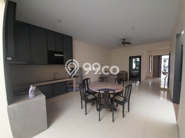 Disewakan! Rumah 3 Kamar Tidur &
3 Kamar Mandi di Batam Centre, Batam Disewakan! Rumah 3 Kamar Tidur &
3 Kamar Mandi di Batam Centre, Batam