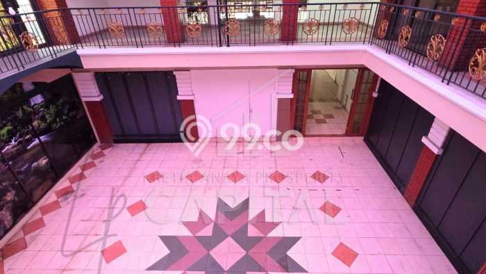Disewakan Komersial di Kawasan Ramai Riau Luas 600m2 Disewakan Komersial di Kawasan Ramai Riau Luas 600m2
