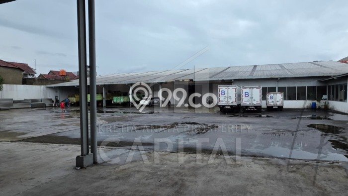 Gudang Disewa di Bandung dengan LB 3500m2 Area Komersial Ramai Gudang Disewa di Bandung dengan LB 3500m2 Area Komersial Ramai