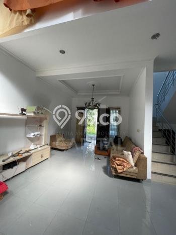 Rumah Elit Modern Tanpa Renovasi di Setiabudi Bandung Rumah Elit Modern Tanpa Renovasi di Setiabudi Bandung
