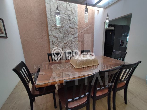 Rumah Elit LB 280m2 Siap Huni Desain Elegan di Setiabudi, Bandung Rumah Elit LB 280m2 Siap Huni Desain Elegan di Setiabudi, Bandung